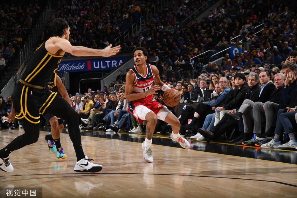 也展示了球 也展示了球