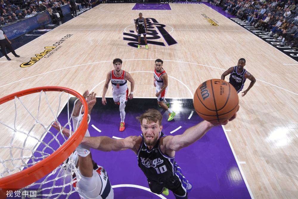 对比湖人当 对比湖人当